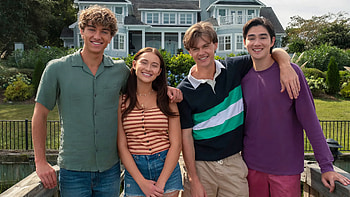 The Summer I Turned Pretty - TV Show Cast Moments, TV Show, The Summer I Turned Pretty HD wallpaper