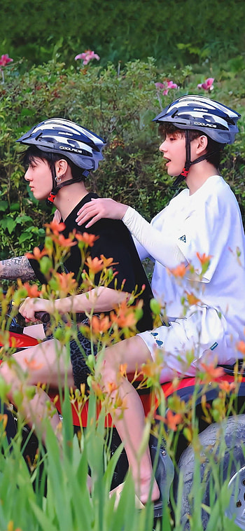Vkook, bts, taehyung, kim taehyung, jungkook, jeon jungkook HD phone wallpaper