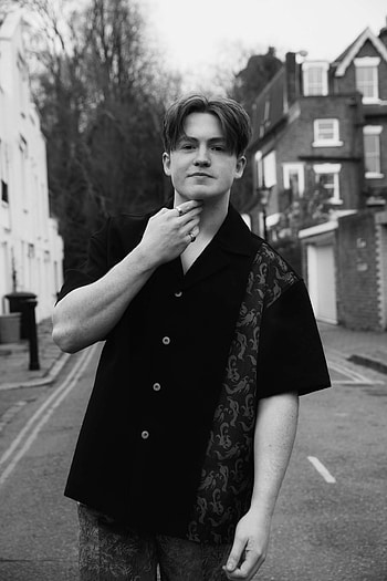 Kit Connor, Interview, Heartstopper on Netflix, Crookes magazine HD phone wallpaper