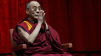 Dalai Lama, Celeb spiritual leader, Peace advocate, Edinburgh cafe HD wallpaper