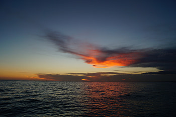 Evening, sunset, sea, calm and beautiful sky HD wallpaper