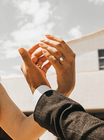 Love, Rings, Couple, Pair, Hands, Tenderness, Touching, Touch HD phone wallpaper