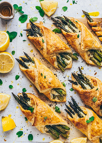 Asparagus puff pastry bundles, Vegan pastry recipe, Savory delight, Irresistible appetizer HD phone wallpaper