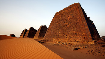 Sudan pyramid background, Architectural beauty, Historic marvel, Cultural heritage HD wallpaper