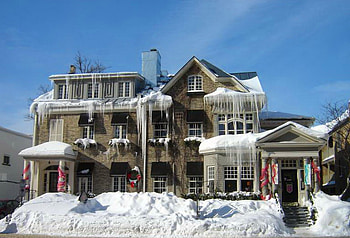 Canadian winters, winter, icicles, snow, cold, snow banks, canada HD wallpaper