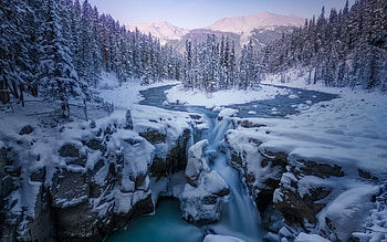 Alberta, winter, evening, sunset, snow, snowy forest, mountain river, Canada HD wallpaper