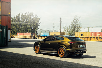 Velos Gold Lambo Urus , lamborghini-urus, lamborghini, cars HD wallpaper