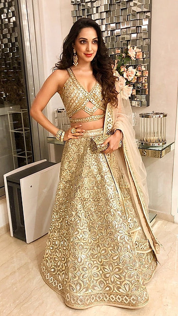 Kiara Advani, Bollywood Heroine HD phone wallpaper