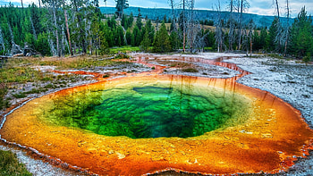 Yellowstone National Park, Beautiful , Geyser wonderland, USA's gem HD wallpaper