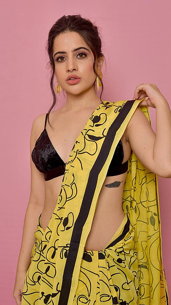 Urfi, model, saree beauty HD phone wallpaper