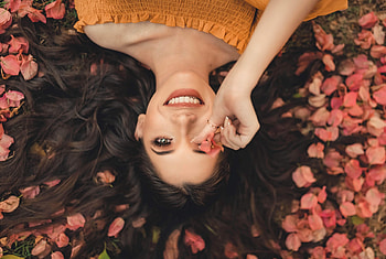 Smile, woman model, brunette, outdoor HD wallpaper