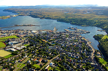 Stornoway Harbour - Scotland, Stornoway Harbour, Isle of Lewis, Stornoway, Outer Hebrides, Scotland HD wallpaper