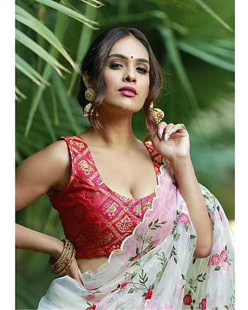 Neha Malik, fashion design, flash graphy HD phone wallpaper