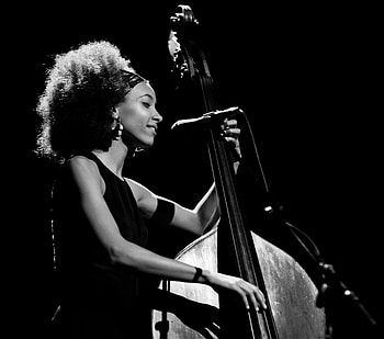 Monochrome, Esperanza Spalding HD wallpaper