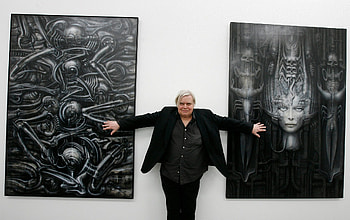 H.R. Giger, Giger and backgrounds, Dark and unsettling, Enigmatic and eerie HD wallpaper