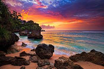 Beach Sky Sunset Rocks Clouds Hidden Ocean Bali Trees Waves Sand Indonesia Island House Beautiful Beaches HD wallpaper