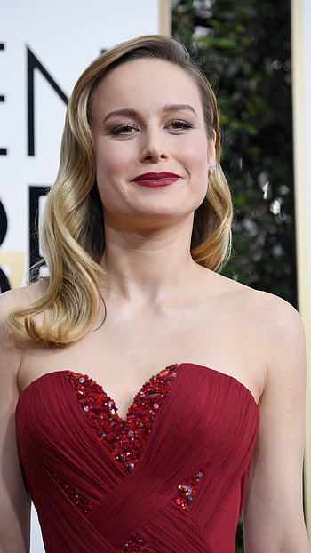 Brie Larson, Hollywood Heroine HD phone wallpaper