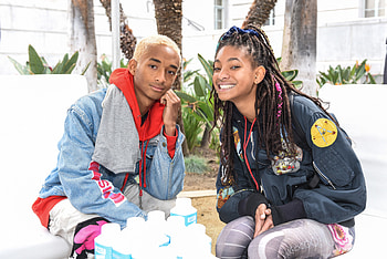 Willow Smith, Parenting approach, Speaking out, Emancipation request HD wallpaper