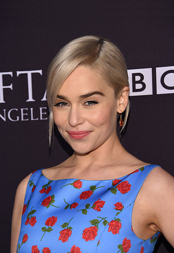 Smile, beautiful, Emilia clarke HD phone wallpaper