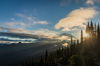 Sunset On Mt Rainier Naches Peak Loop, sunbeam, sunset, nature HD wallpaper