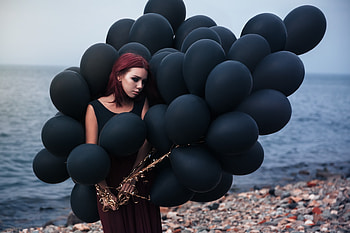 Girl With Black Ballons, girls, balloons, black HD wallpaper