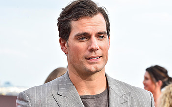 Henry Cavill, English actor, Portrait hoot, Gray suit HD wallpaper