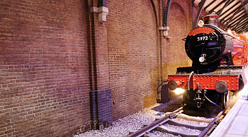 Platform 9 3/4 movies, Harry Potter 9 3/4, Artistic design, Magical symbol HD wallpaper