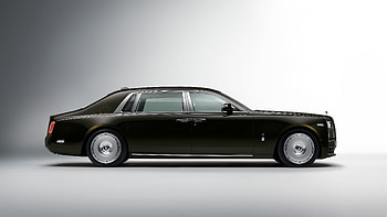 Rolls Royce Phantom EWB 2022 2 Cars HD wallpaper