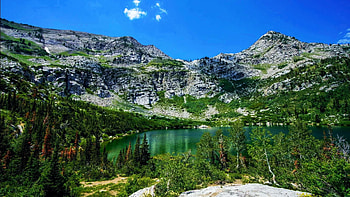 Silver Lake, nestled at the top of the Wasatch Mountains, utah, trees, landscape, sky, mountains, usa HD wallpaper