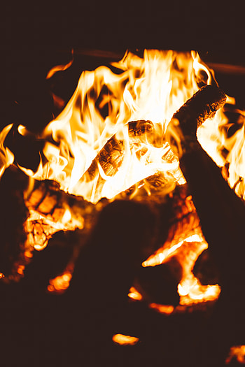 Fire, Bonfire, Dark, Flame, Miscellanea, Miscellaneous, Blur, Smooth, Firewood HD phone wallpaper
