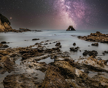 Nature, Water, Sea, Rocks, Shore, Bank, Starry Sky HD wallpaper