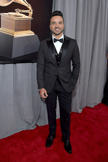 Grammy 2018, Luis Fonsi HD phone wallpaper