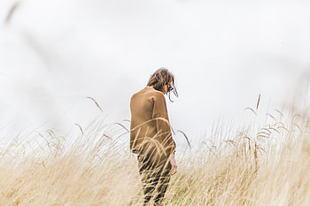 Grass, Cones, Miscellanea, Miscellaneous, Field, Human, Person, Loneliness, Spikelets HD wallpaper