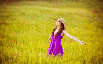 Set yourself ...., dom, mood, smile, purple dress, girl, relax, hand, woman, positive, field, flower, nature, flowers, happiness, joy, hat HD wallpaper