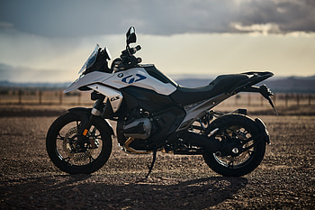 BMW R1300GS: A Stunning Motorcycle, vehicle, motorcycle, BMW, BMW R1300GS HD wallpaper