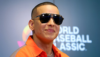 Daddy Yankee - Cool Reggaeton Icon Background, music, Daddy Yankee HD wallpaper