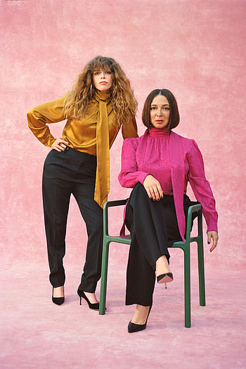 Natasha Lyonne, Shedding the bullshit, Maya Rudolph, Hollywood HD phone wallpaper