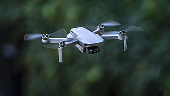 DJI Mini 2 drone, Ultra-light body, video, Ocusync connectivity HD wallpaper