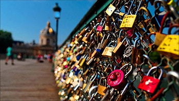 Lover's Bridge, Paris, Lovelock bridge, Love locks HD wallpaper