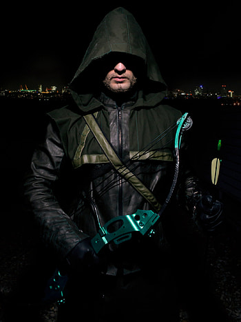 Green Arrow comics, Arrow official preview, Oliver Queen cosplay, 1600x2400 HD phone wallpaper