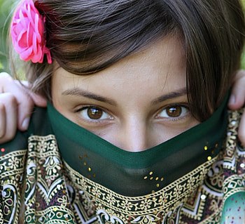 Maria Ryabushkina, Model, Scarf, Brunette, Flower HD wallpaper