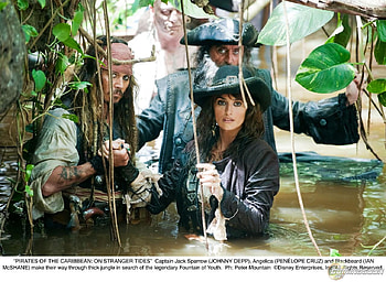 PIRATES OF THE CARIBBEAN, stars, pirates, movie, 2011 HD wallpaper