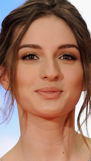 Mara Valverde movies, Mara Valverde Sony Xperia X HD phone wallpaper