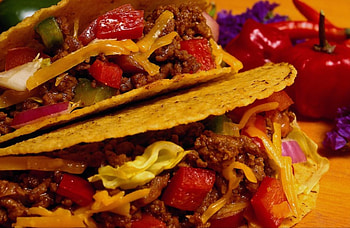 A Nice Mexican Taco For Supper, lettuce, hamburger, supper, delicious, cheese, salsa, food, taco, abstract, mexican, tomatoes HD wallpaper