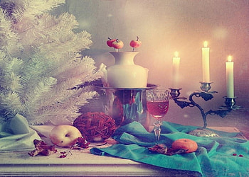 Still life, winter, holidays, white, fruits, arrangement, tree, season, abstract, christmas, candle holders, candles HD wallpaper