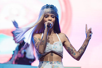 2017 Lollapalooza Brazil, Melanie Martinez HD wallpaper