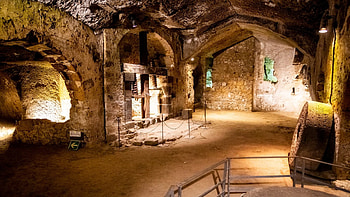 Orvieto, Underground tour, Intriguing discoveries, Hidden secrets HD wallpaper