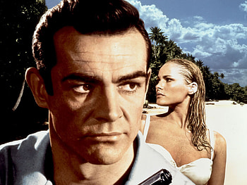 James Bond, Sean Connery, Movie, Dr No, Honey Ryder, Ursula Andress HD wallpaper
