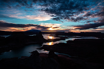 Nature, Water, Sunset, Clouds, Rocks, Reflection, Outlines, Sunlight, Sun Rays, Flooded, Submerged HD wallpaper