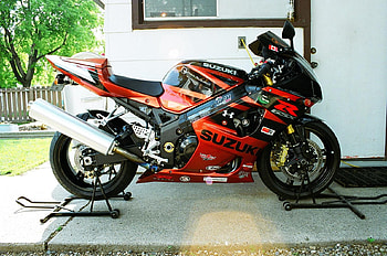 Fast GIXXER, fast, gsxr, too cool, racer replica HD wallpaper